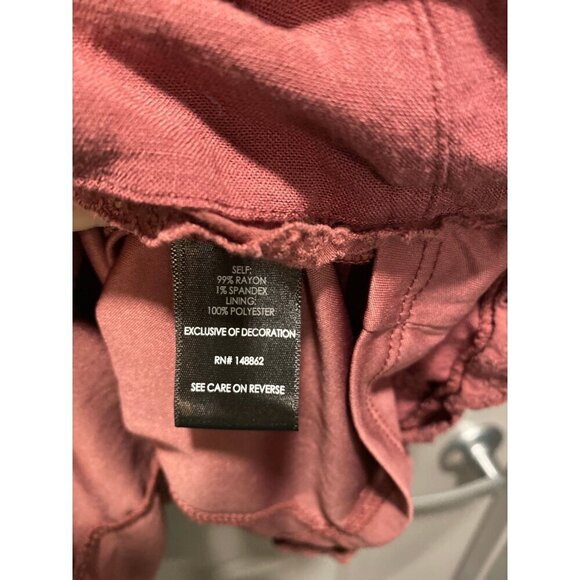 Torrid Tank Top Size 1 – Adjustable Straps, Lined, EUC - Picture 8 of 8